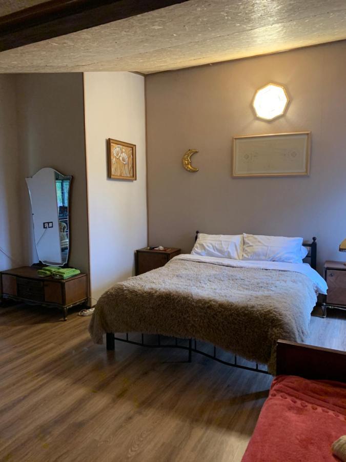 בית הארחה Karbi 	Guests House Qotukner מראה חיצוני תמונה
