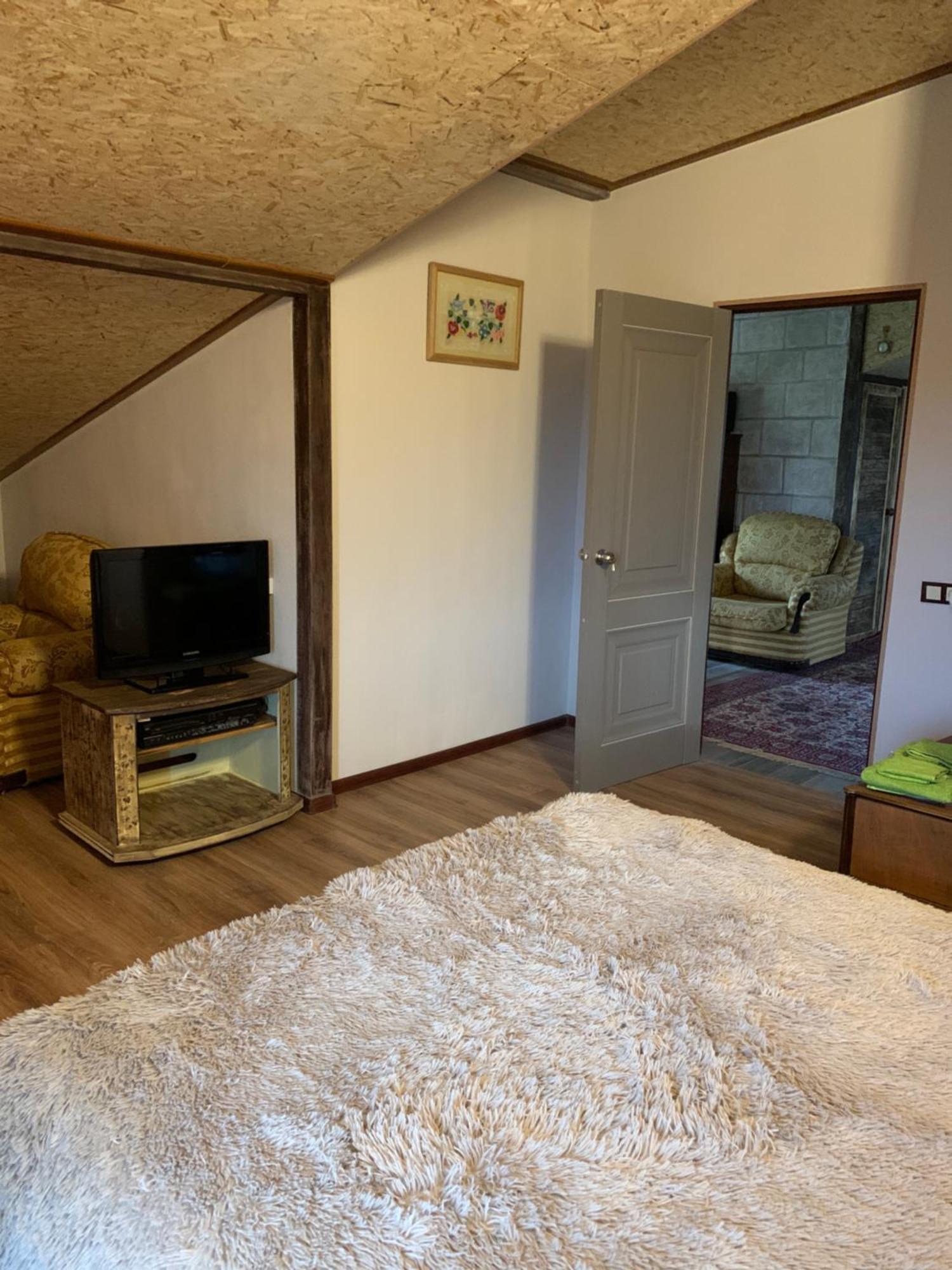 בית הארחה Karbi 	Guests House Qotukner מראה חיצוני תמונה