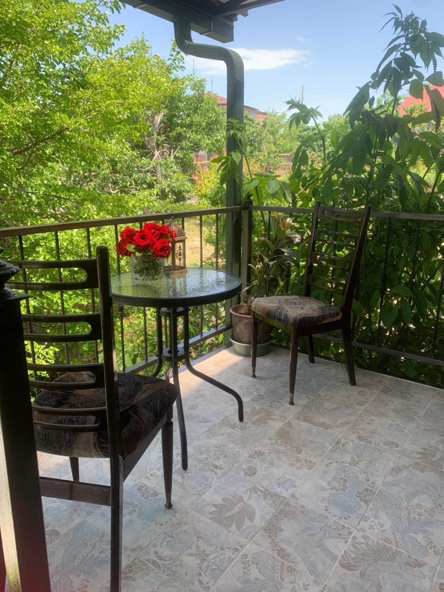 בית הארחה Karbi 	Guests House Qotukner מראה חיצוני תמונה
